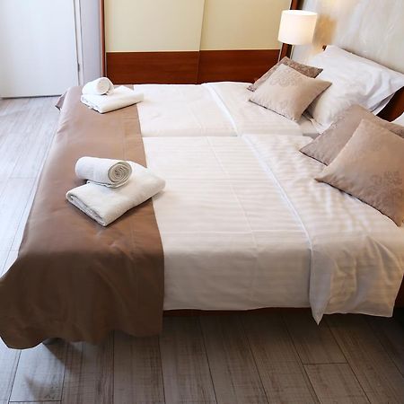 Luxury Lidija Rooms 斯普利特 外观 照片