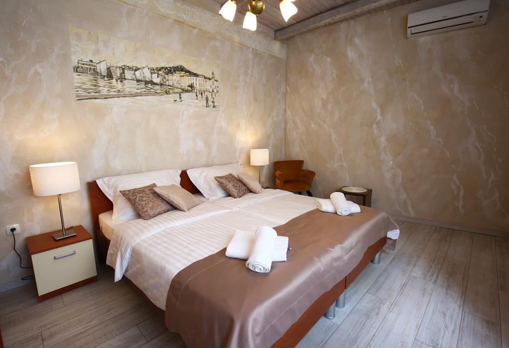 Luxury Lidija Rooms 斯普利特 外观 照片