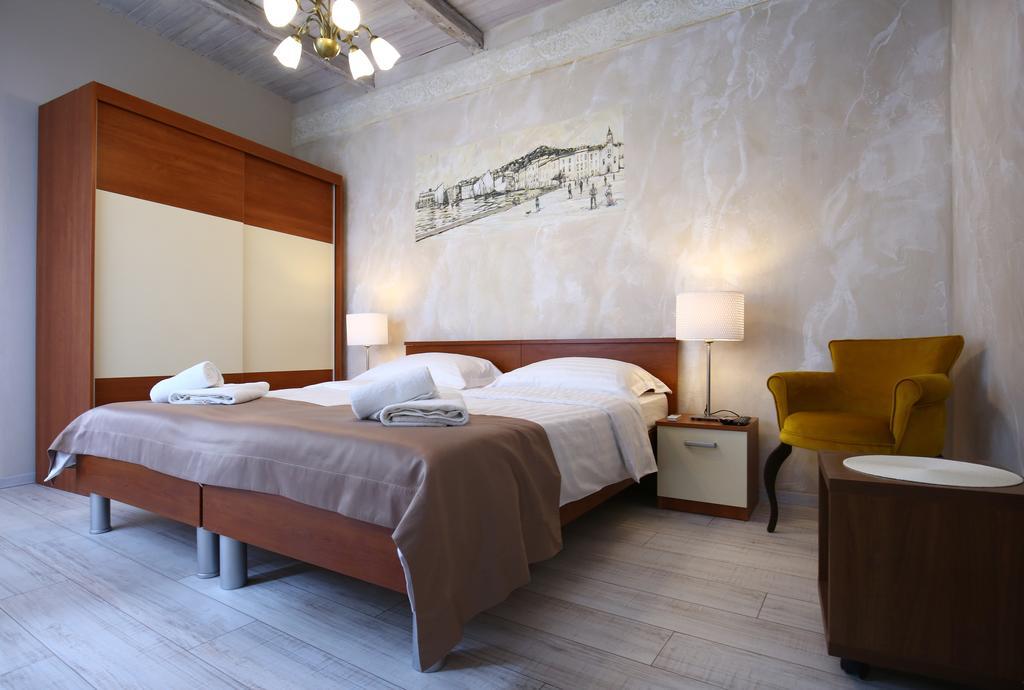 Luxury Lidija Rooms 斯普利特 外观 照片